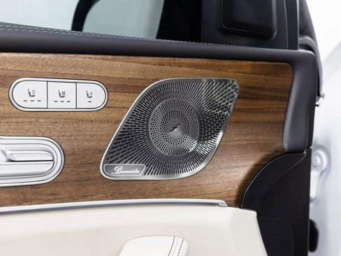 Used 2025 Mercedes-Benz GLS 63 AMG 4MATIC image 7