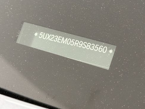 Certified 2024 BMW X7 xDrive40i w/ Executive Package image 18