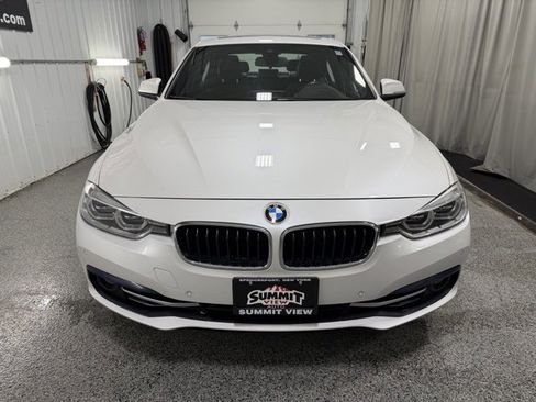 Used 2018 BMW 330i xDrive Sedan image 2