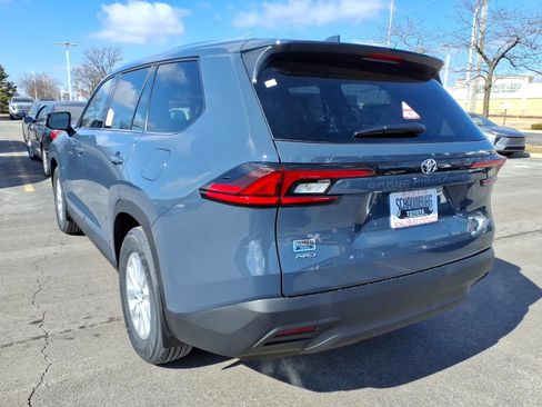 Used 2026 Toyota Grand Highlander AWD image 5