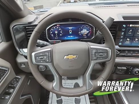 New 2026 Chevrolet Silverado 3500 LTZ w/ LTZ Premium Package AWD/4WD image 9