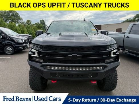 Used 2022 Chevrolet Silverado 1500 LTZ AWD/4WD image 4
