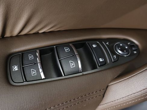 Used 2024 Nissan Armada Platinum AWD/4WD image 46