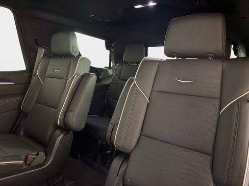 Used 2026 Cadillac Escalade Sport w/ LPO, ONYX Package AWD/4WD image 34