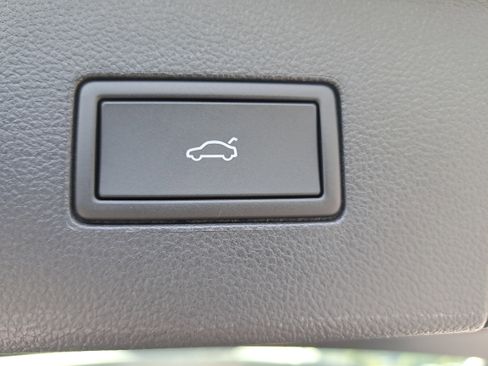 New 2026 Volkswagen Atlas SEL Premium R-Line image 14