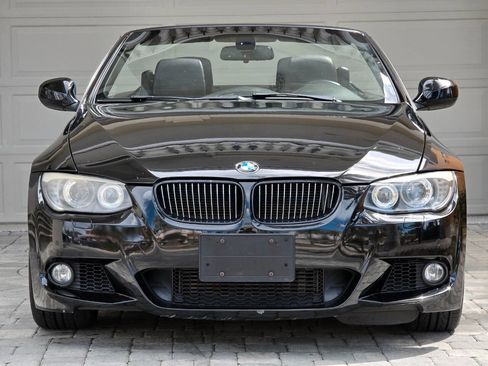 Used 2011 BMW 335is Convertible image 28