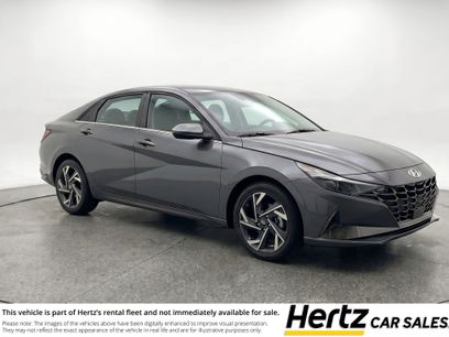 Used 2025 Hyundai Elantra Limited