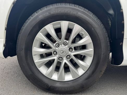 Used 2014 Lexus GX 460 w/ Premium Package AWD/4WD image 19