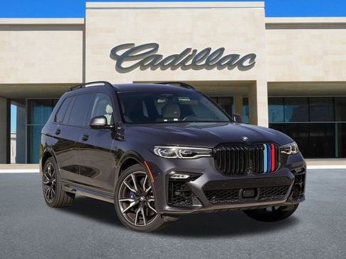 Used 2019 BMW X7 xDrive50i w/ Dynamic Handling Package image 2
