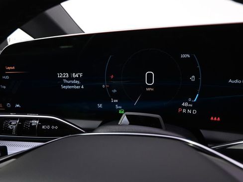 New 2025 Cadillac Optiq Sport 2 w/ LPO, ONYX Package image 24