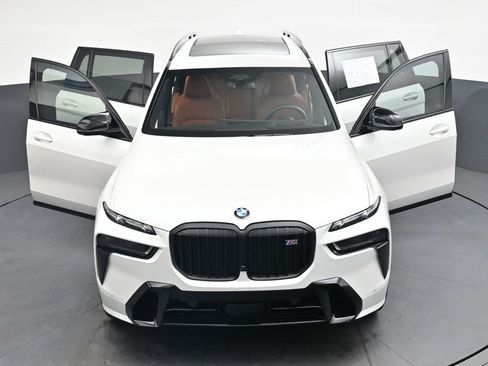 Used 2025 BMW X7 M60i AWD/4WD image 48