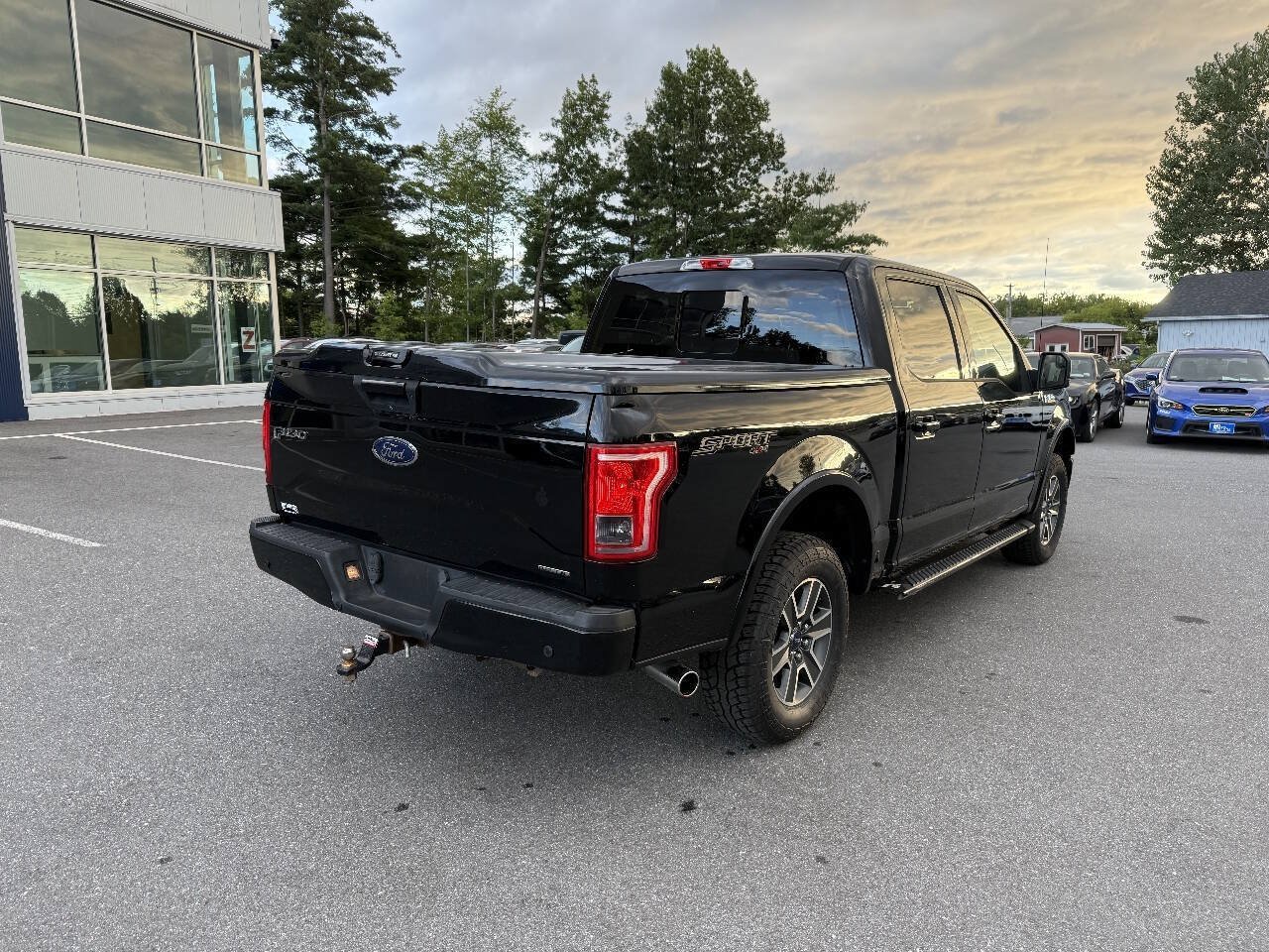 Used 2016 Ford F150 XLT w/ Equipment Group 302A Luxury AWD/4WD image 8