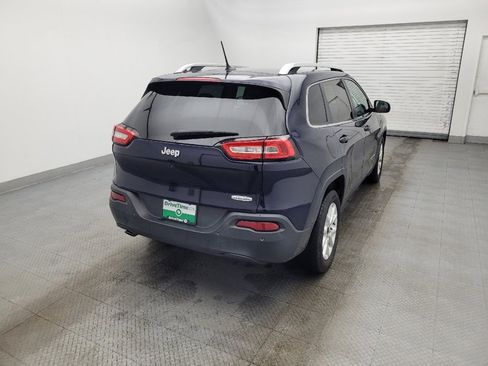 Used 2016 Jeep Cherokee Latitude w/ Safety/Convenience Group image 7
