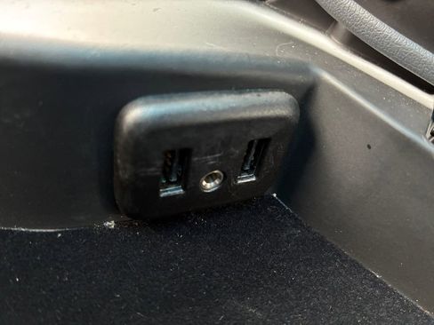 Used 2016 Chevrolet Corvette Stingray Coupe image 6