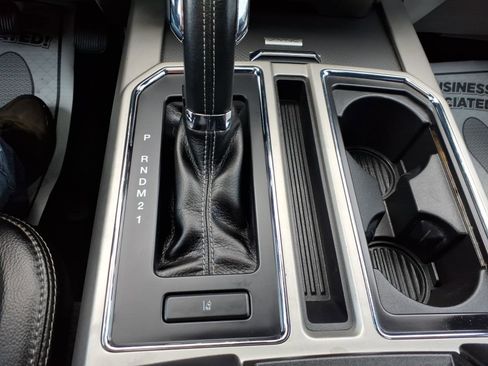 Used 2016 Ford F150 Lariat w/ Equipment Group 502A Luxury image 13