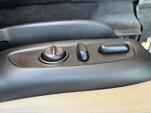 Used 2023 Chevrolet Traverse LT w/ LPO, Floor Liner Package AWD/4WD image 33