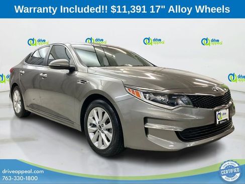 Used 2018 Kia Optima LX w/ 17" Alloy Wheels Package FWD image 3