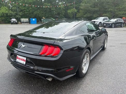 Used 2018 Ford Mustang Coupe RWD image 22