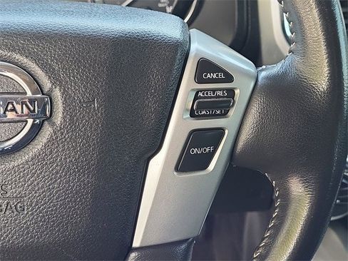 Used 2017 Nissan Titan PRO-4X w/ Pro-4x Convenience Package image 13