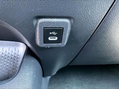 Used 2024 Toyota Corolla LE FWD image 32