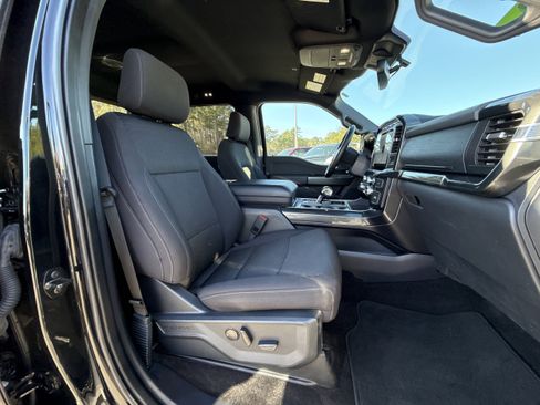 Certified 2022 Ford F150 XLT w/ Equipment Group 302A High image 16