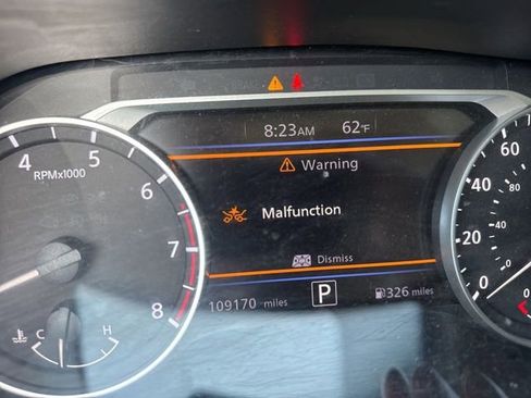 Used 2020 Nissan Sentra SR image 11