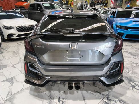Used 2021 Honda Civic Sport Touring image 6
