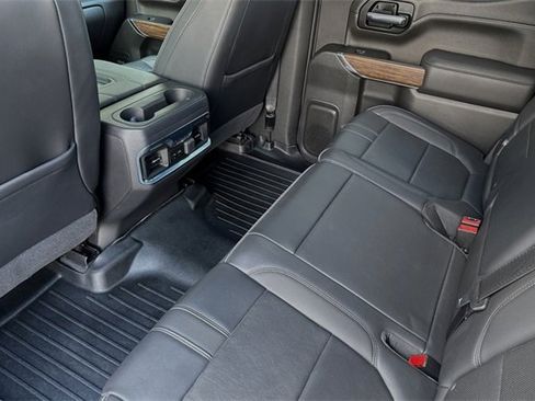 Used 2022 Chevrolet Silverado 1500 High Country w/ Z71 Off-Road Package image 14