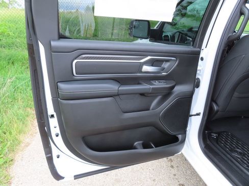 New 2026 RAM 1500 Big Horn AWD/4WD image 28