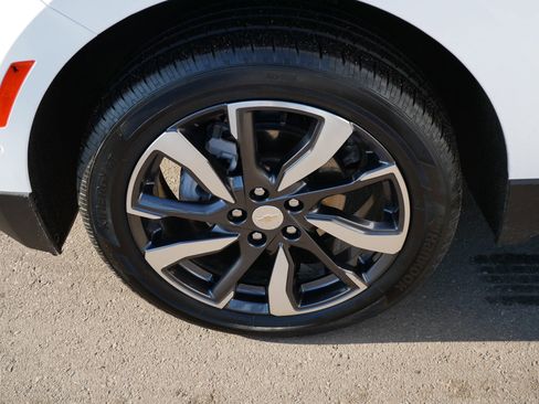 Used 2023 Chevrolet Equinox Premier image 15