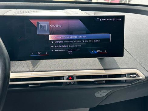 Certified 2023 BMW iX xDrive50 w/ Premium Package AWD/4WD image 25