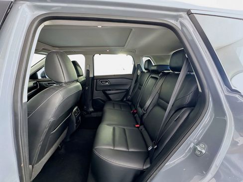 Used 2021 Nissan Rogue SL FWD image 24