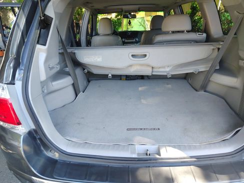 Used 2012 Toyota Highlander SE w/ Tow Pkg FWD image 26