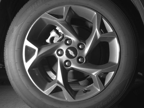 Used 2025 Chevrolet Trax LT w/ LT Convenience Package image 15