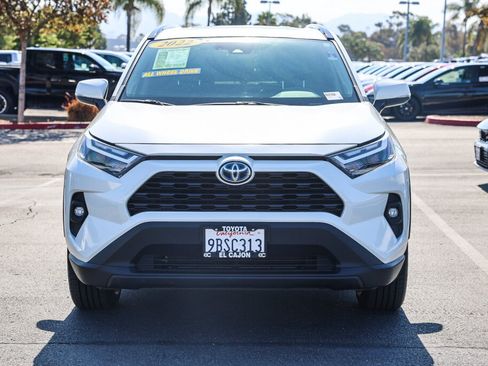 Used 2022 Toyota RAV4 XLE Premium AWD/4WD image 18