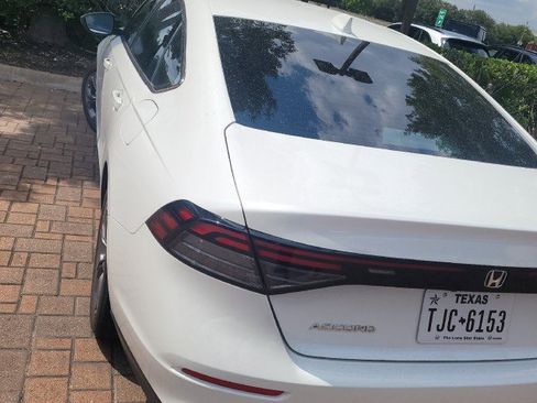 Used 2023 Honda Accord EX image 24