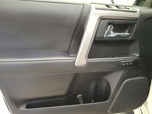 Certified 2022 Toyota 4Runner Limited AWD/4WD image 10