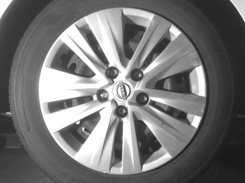 Used 2025 Nissan Sentra S FWD image 15