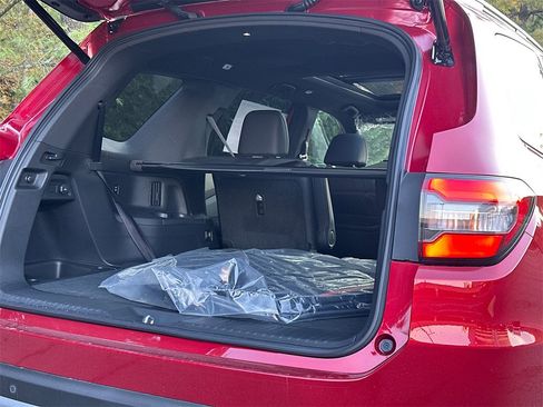 New 2025 Honda Pilot TrailSport image 7