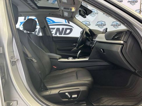 Used 2018 BMW 320i xDrive Sedan w/ Convenience Package image 23