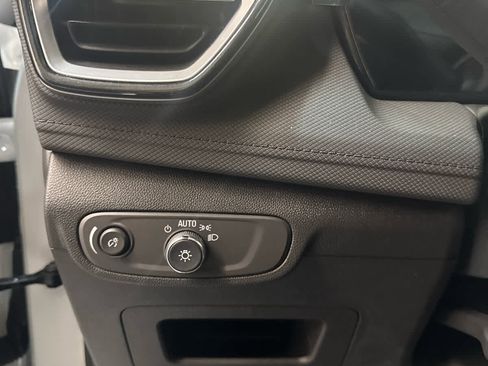 Certified 2025 Chevrolet TrailBlazer LT w/ Convenience Package image 15