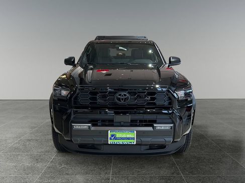 Used 2025 Toyota 4Runner TRD Off-Road Premium AWD/4WD image 2