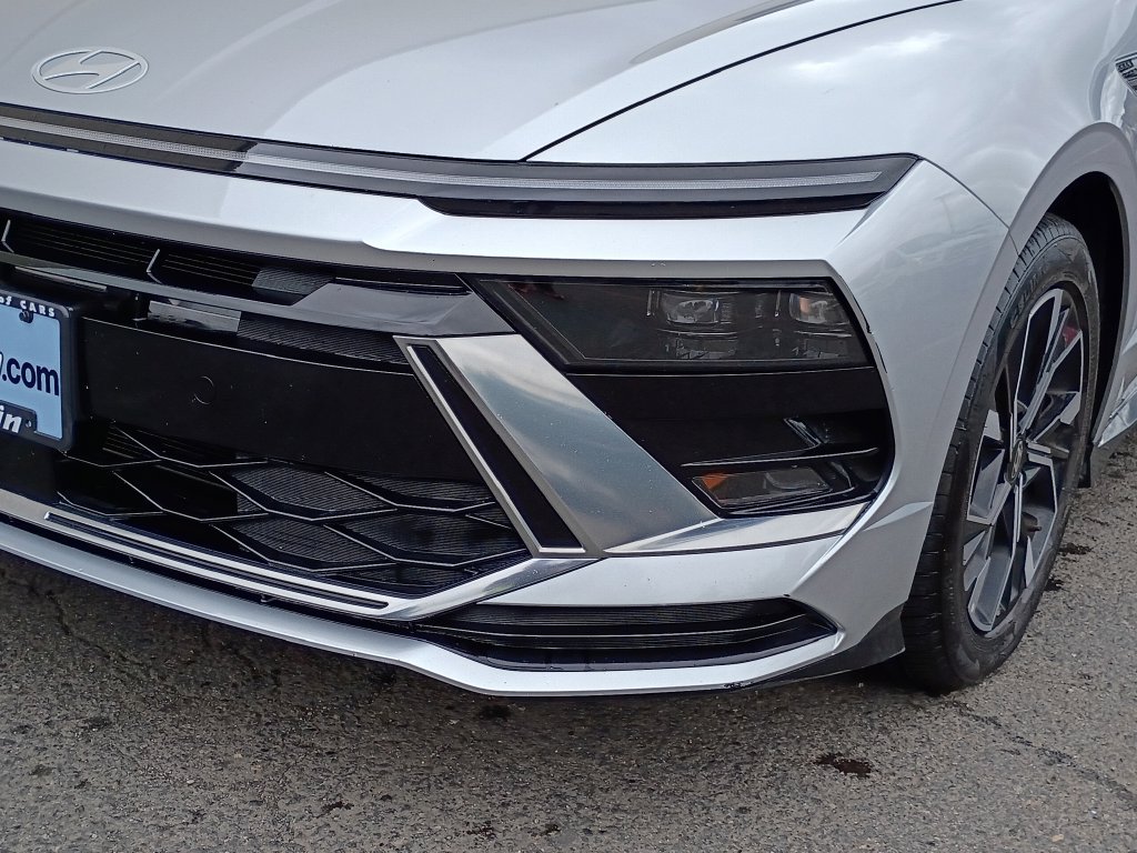 Certified 2025 Hyundai Sonata SEL FWD image 11