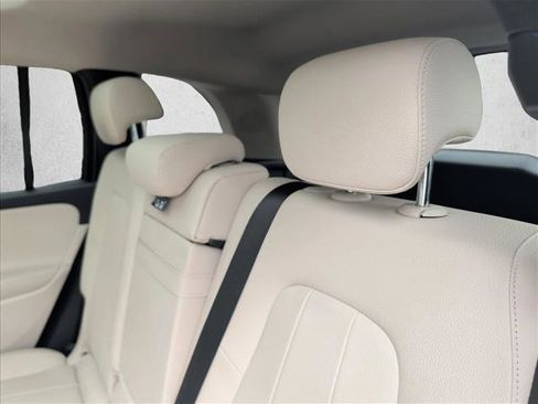 Used 2022 Mercedes-Benz GLB 250 image 13