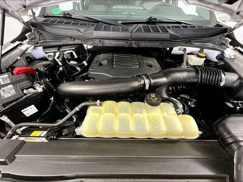 Used 2022 Ford F150 Lariat AWD/4WD image 9