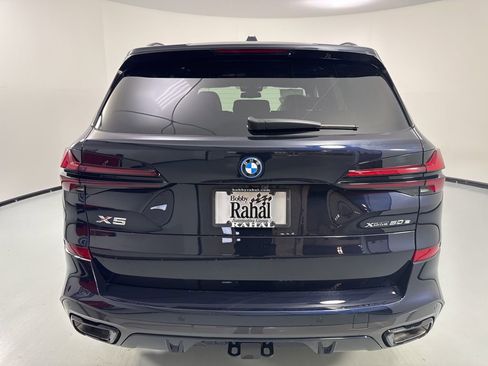 New 2026 BMW X5 xDrive50e w/ M Sport Package AWD/4WD image 18