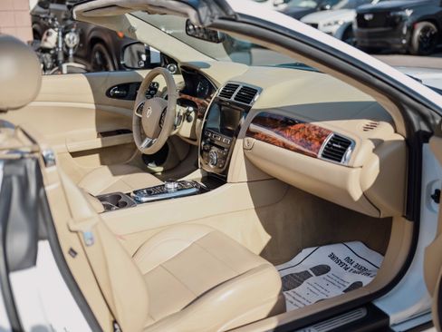 Used 2012 Jaguar XK Convertible RWD image 17