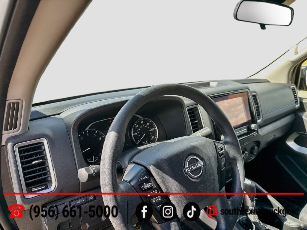 Used 2024 Nissan Frontier SV RWD image 12