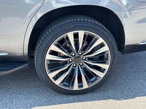 Used 2021 Cadillac Escalade Premium Luxury w/ Driver Assist Tech Package AWD/4WD image 9