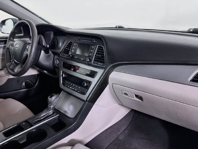 Used 2016 Hyundai Sonata SE FWD image 27